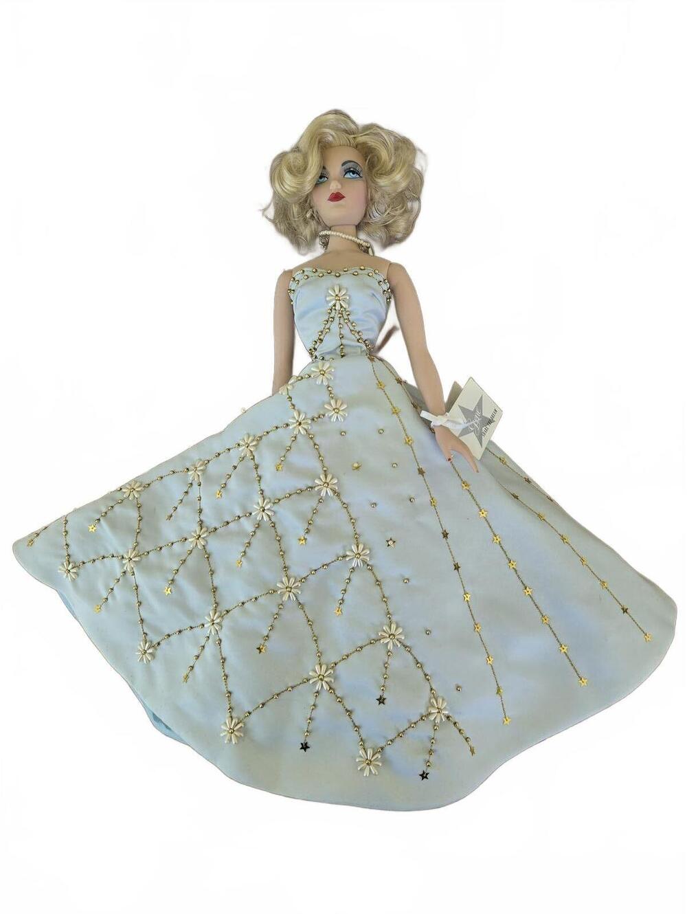 Ashton Drake Breathless  Gene Marshall Doll And Jewelry SMELLS Musty
